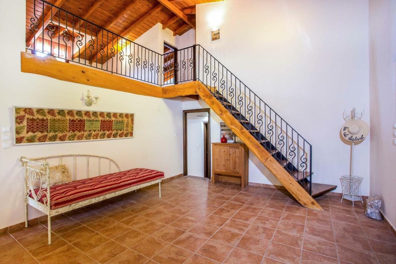 Sunny Countryside Villa - With Private Pool ฟาลิรากี ภายนอก รูปภาพ